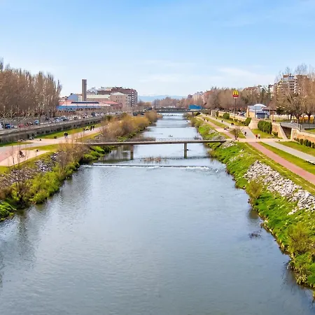 Welcoming In - 35 M² With Comfort León