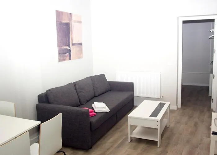 Welcoming In - 35 M² With Comfort Леон